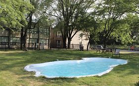 Travelodge By Wyndham Trois-Rivieres